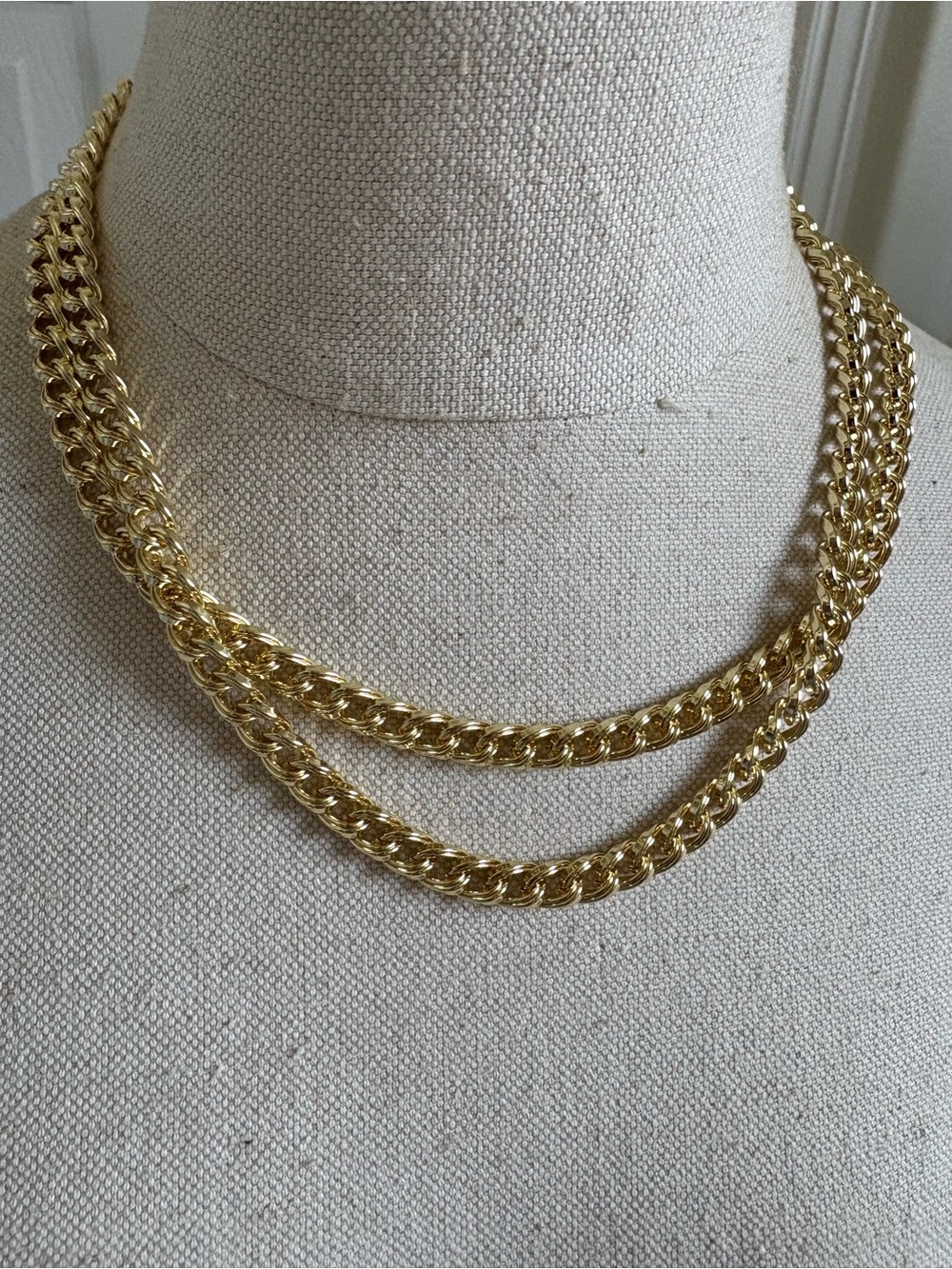 Kendra Scott Gold Tone Double Link Chain Necklace - Picture 3 of 6